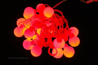 Гирлянда из светодиодных шариков 40 мм цвет красный