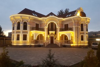 Osveshenie fasada almaty